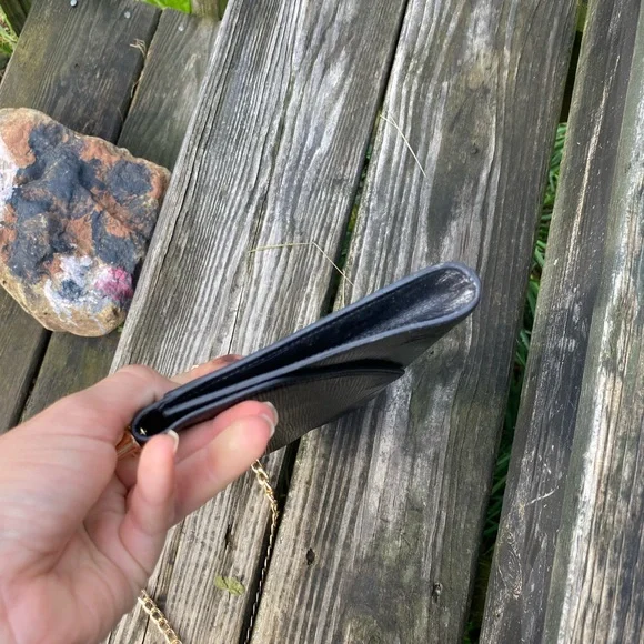 Authentic Louis Vuitton Epi Leather Art Deco mini crossbody bag black - Picture 6 of 13